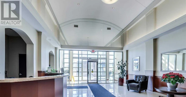 1014-1359 Rathburn Road E, Mississauga, ON, L4W 5P7 - 2