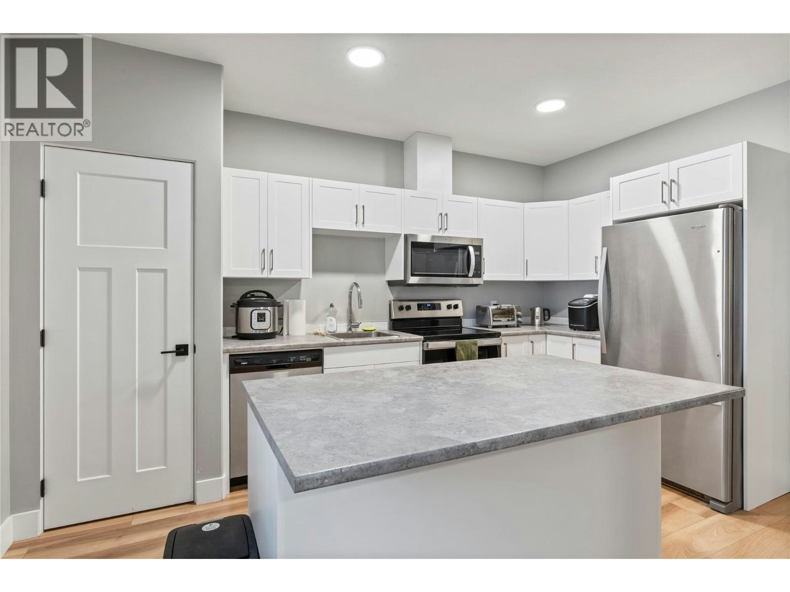 2846 Canyon Crest Drive, West Kelowna, BC, V4T 3M6 - 52