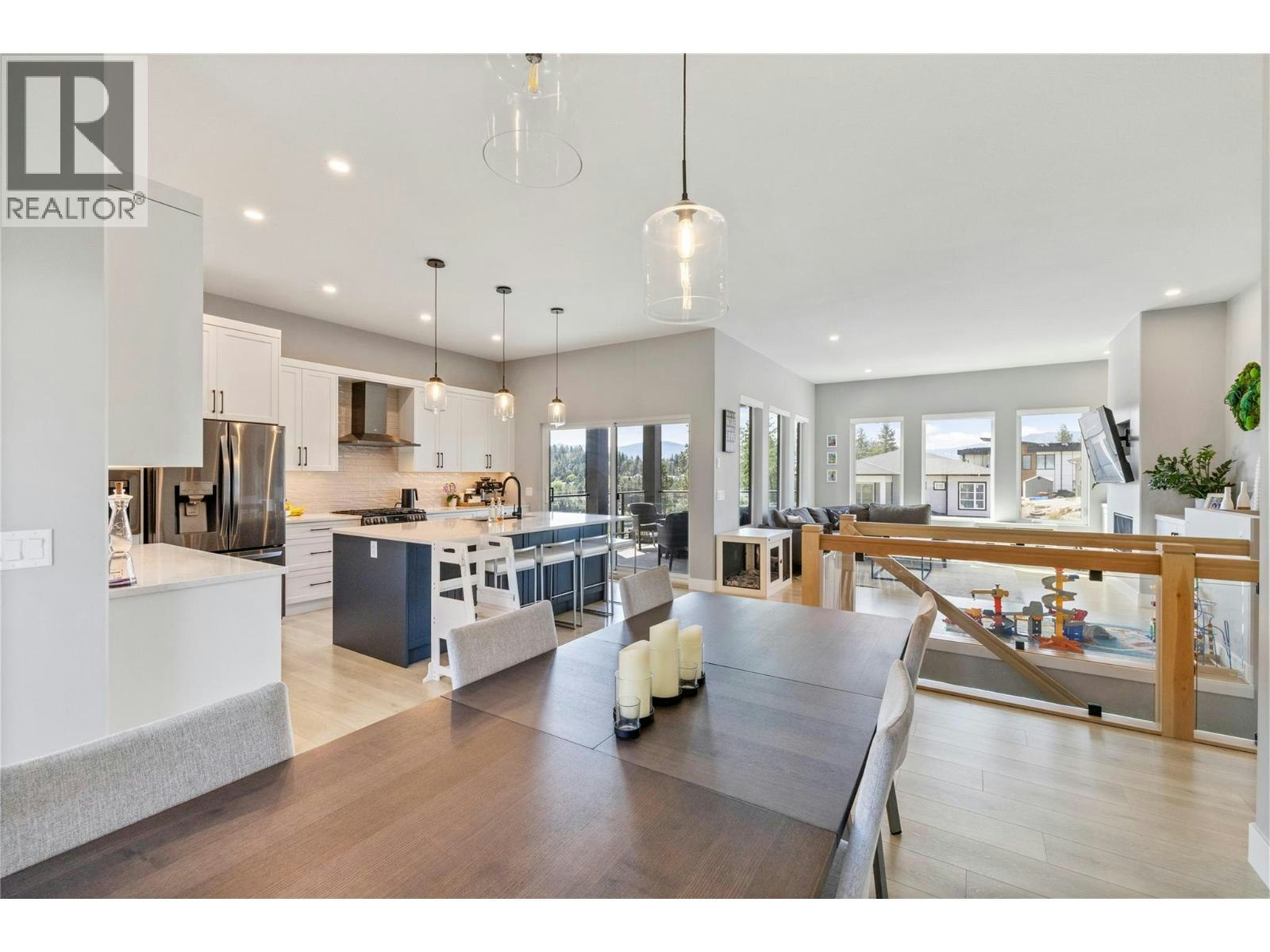 2846 Canyon Crest Drive, West Kelowna, BC, V4T 3M6 - 9