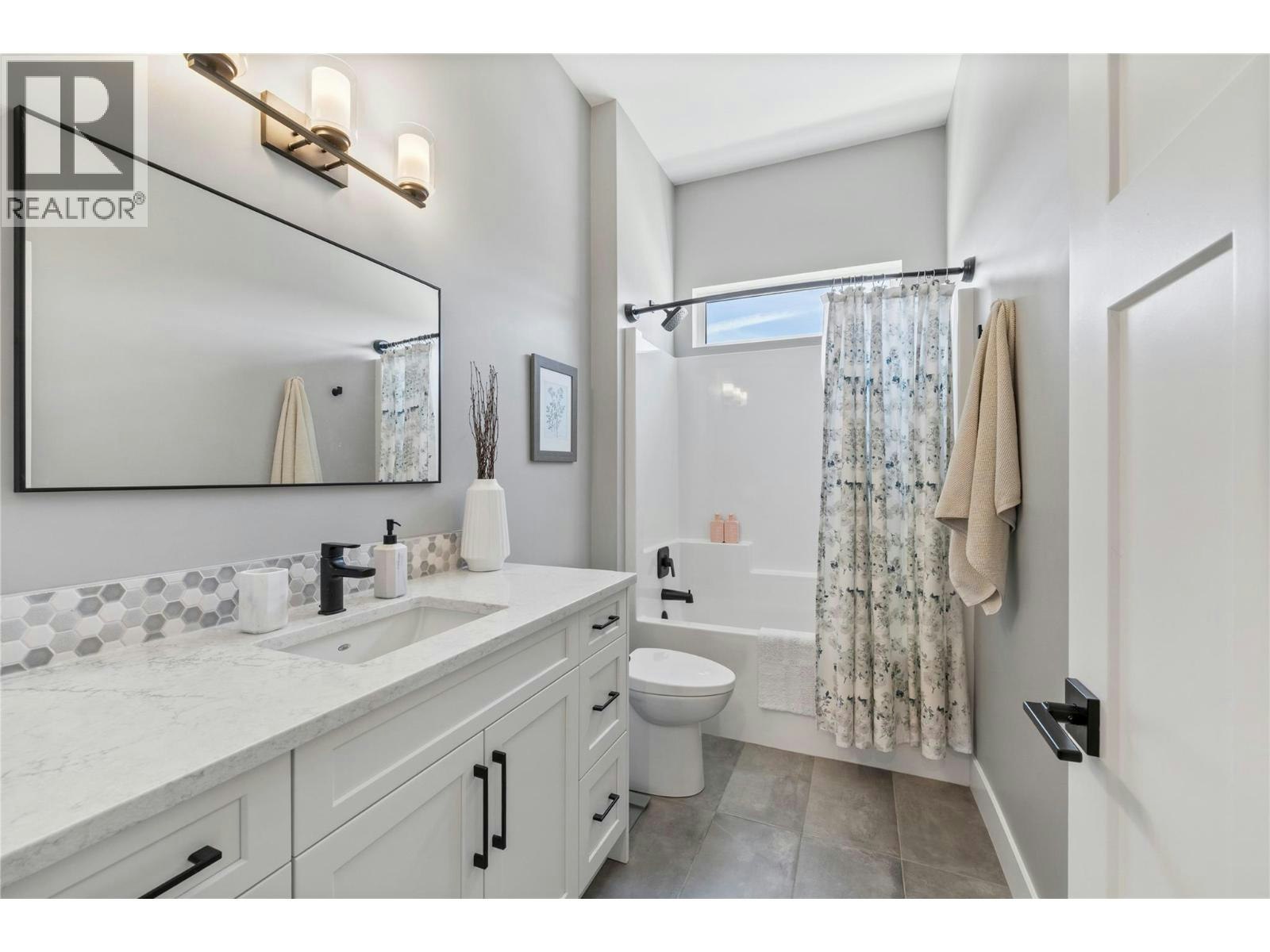 2846 Canyon Crest Drive, West Kelowna, BC, V4T 3M6 - 38