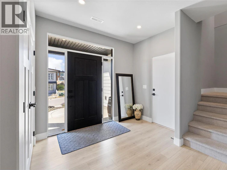 2846 Canyon Crest Drive, West Kelowna, BC, V4T 3M6 - 5