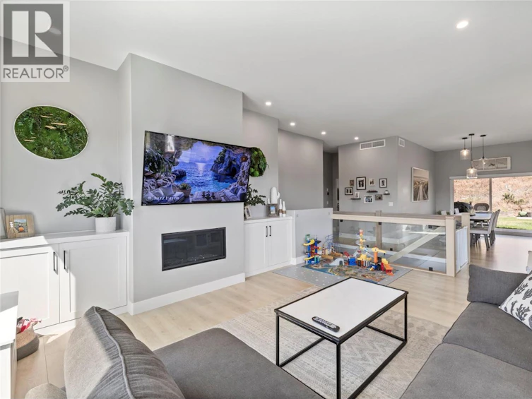 2846 Canyon Crest Drive, West Kelowna, BC, V4T 3M6 - 25