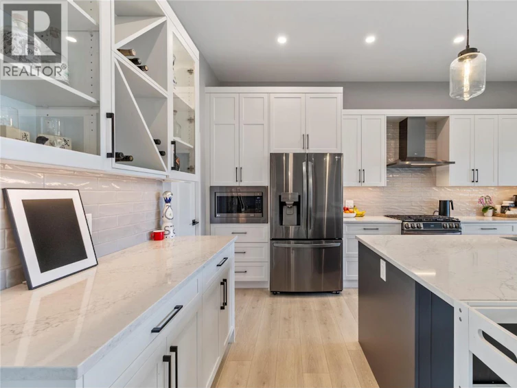 2846 Canyon Crest Drive, West Kelowna, BC, V4T 3M6 - 14