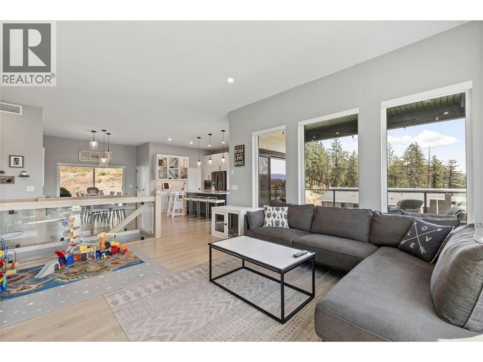 2846 Canyon Crest Drive, West Kelowna, BC, V4T 3M6 - 24