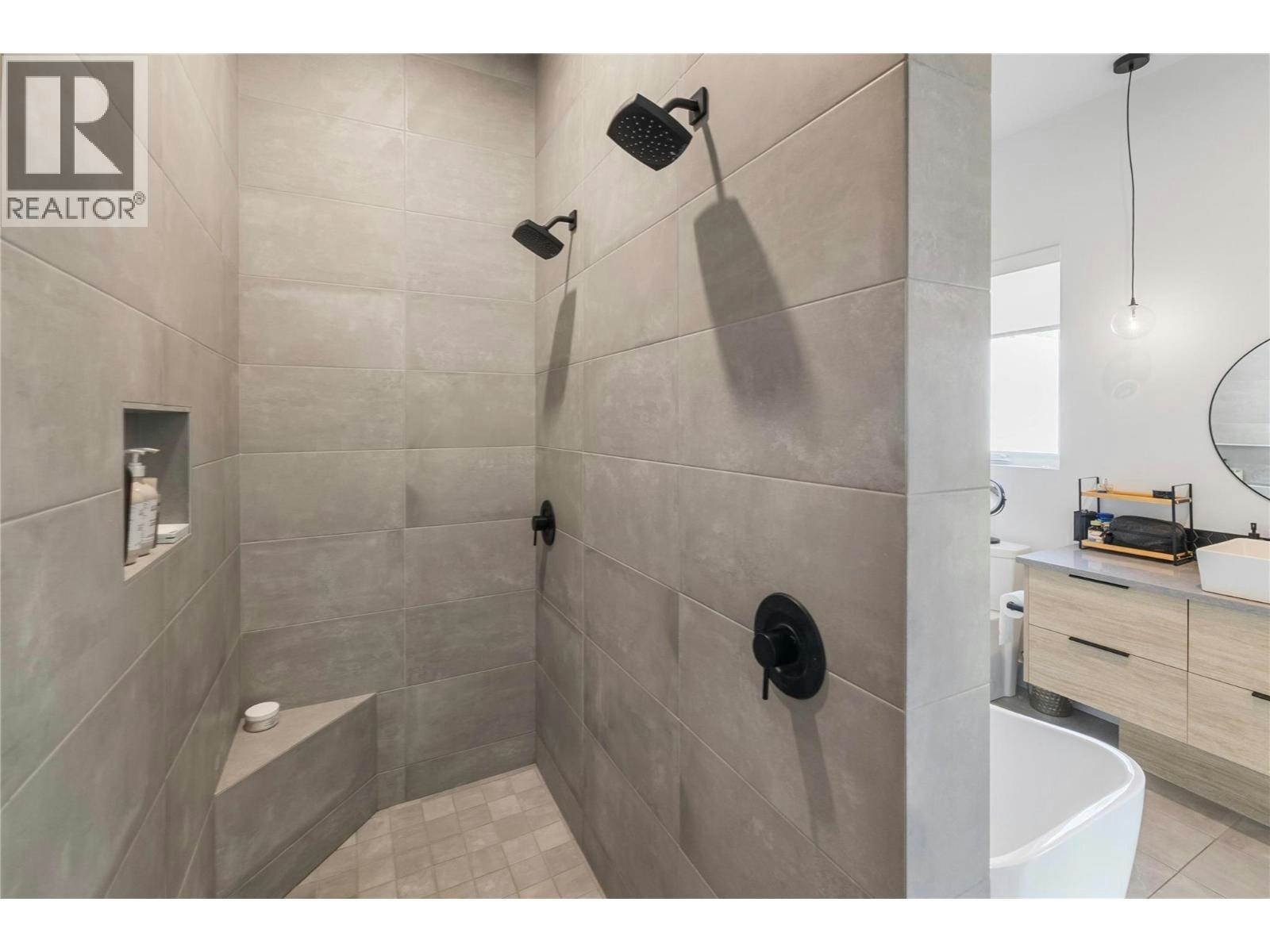 2846 Canyon Crest Drive, West Kelowna, BC, V4T 3M6 - 32