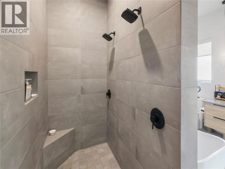 2846 Canyon Crest Drive, West Kelowna, BC, V4T 3M6 - 32