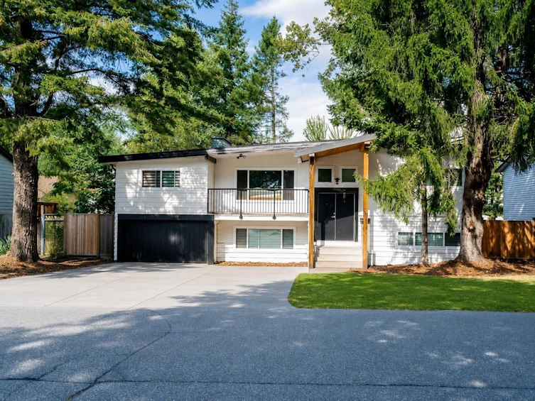 14125 75 Avenue, Surrey, BC, V3W 2S9