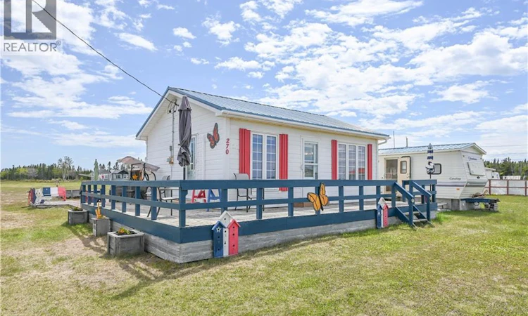 270 Des Chalets Road