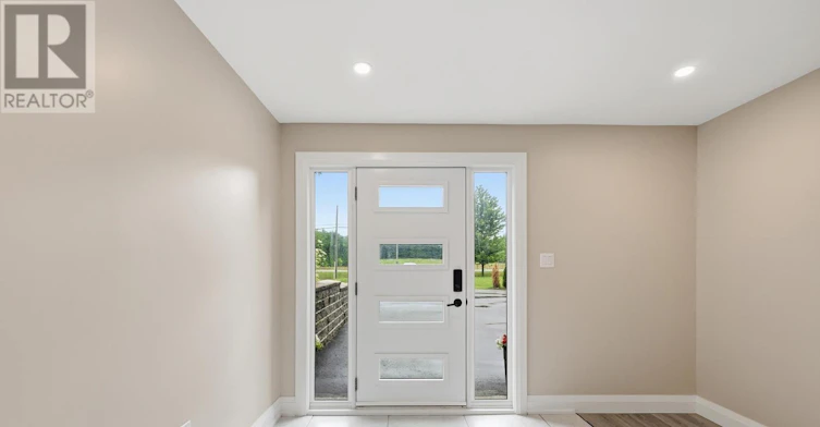 891 Centre Road, Hamilton, ON, L8N 2Z7 - 4