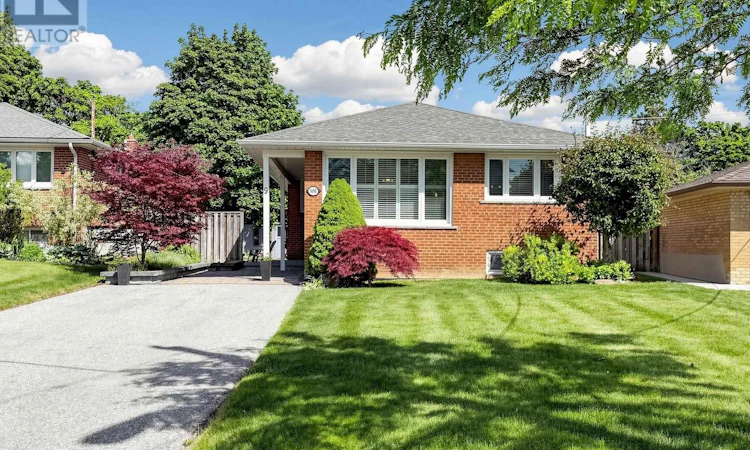 9 Coral Cove Crescent