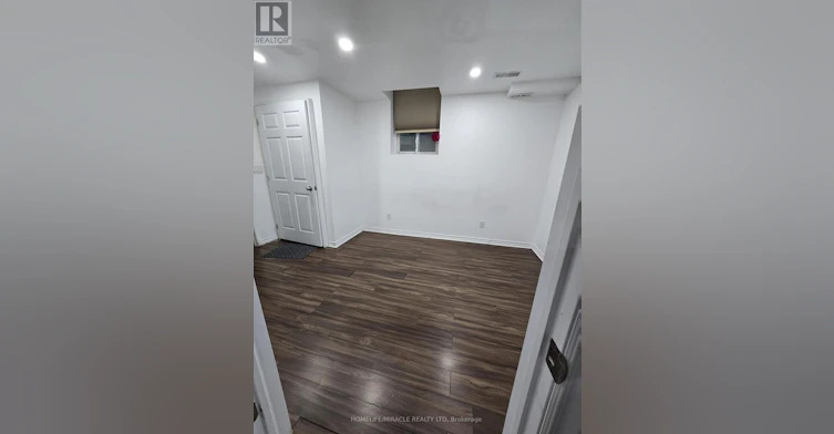 BASEMENT-21 Chalkfarm Crescent, Brampton, ON, L7A 3V8 - 4