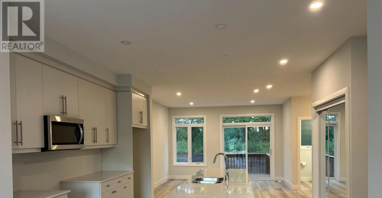 37-990 Deveron Crescent, London, ON, N5Z 0B7 - 5