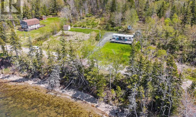 9286 Kempt Head Road
