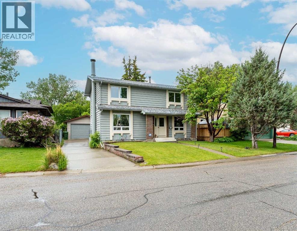 332 Deer Run Crescent SE, Calgary, AB, T2J 5N5