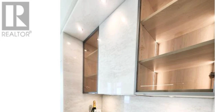 5301-11 Yorkville Avenue, Toronto, ON, M4W 0B7 - 15