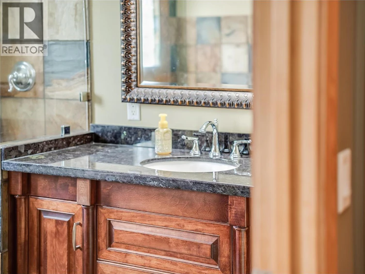 1009 Silvertip Road, Rossland, BC, V0G 1Y0 - 25