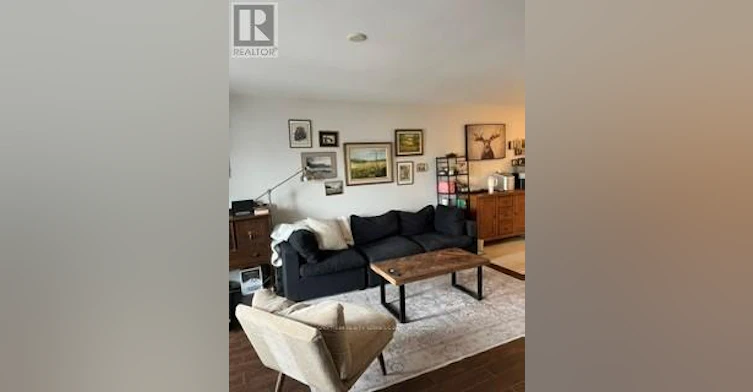 2906A Dufferin Street, Toronto, ON, M6B 3S8 - 4