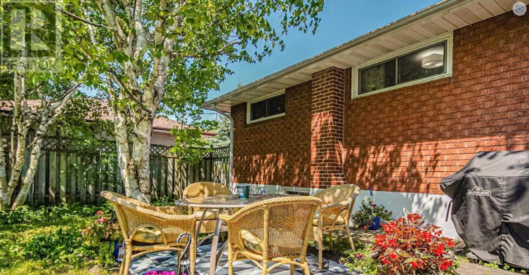 454 Stevenson Road N, Oshawa, ON, L1J 5N6 - 12