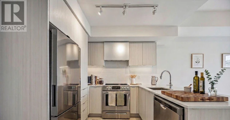 TH101-30 Gibbs Road, Toronto, ON, M9B 0E4 - 7