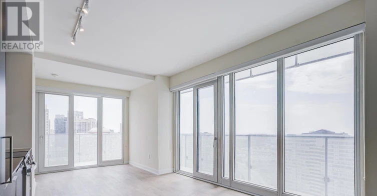 2003-3900 Confederation Parkway, Mississauga, ON, L5B 0M3 - 9