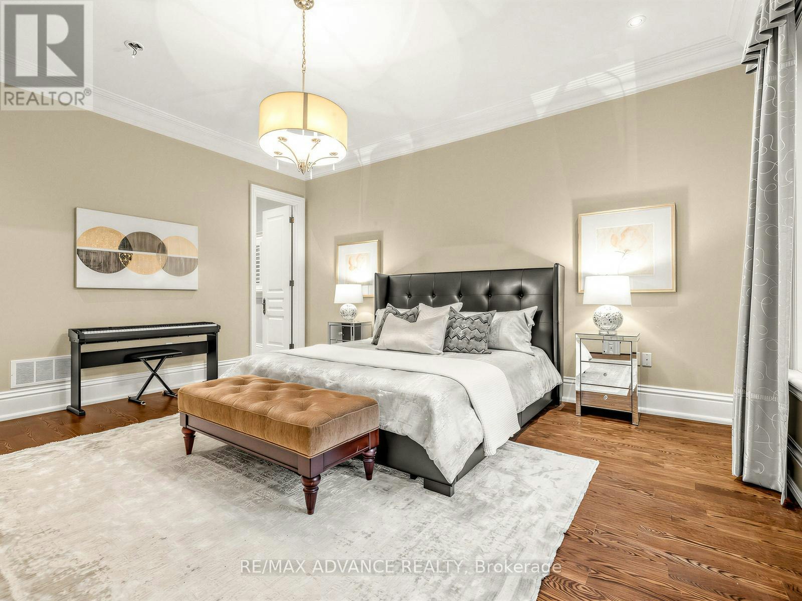 5 Lloydminster Crescent, Toronto, ON, M2M 2R9 - 34