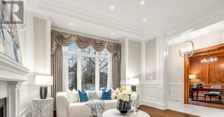 5 Lloydminster Crescent, Toronto, ON, M2M 2R9 - 8