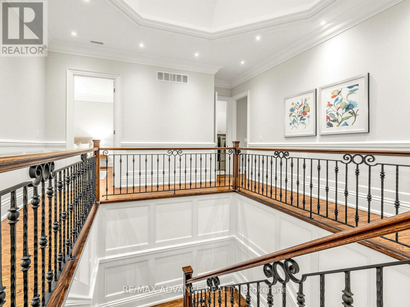 5 Lloydminster Crescent, Toronto, ON, M2M 2R9 - 41