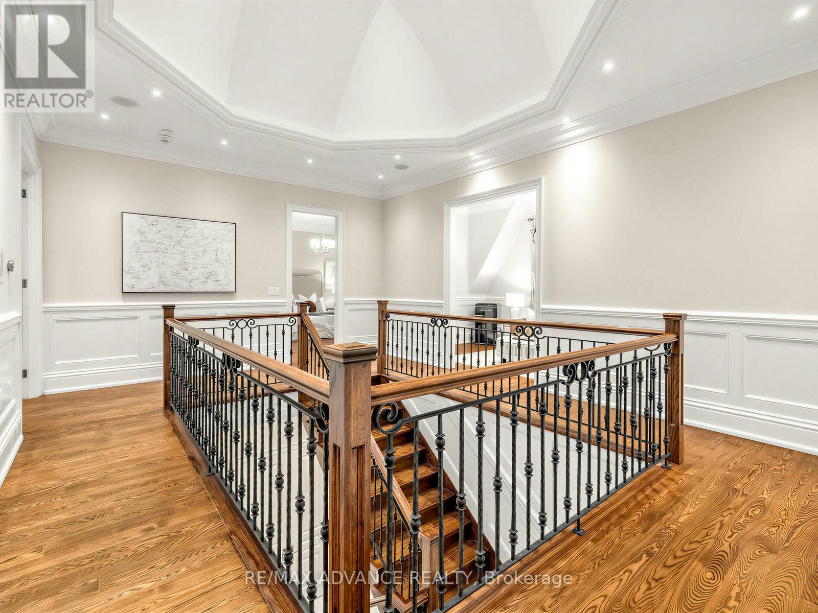 5 Lloydminster Crescent, Toronto, ON, M2M 2R9 - 31