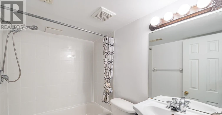 471 Cummer Avenue, Toronto, ON, M2M 2G4 - 21