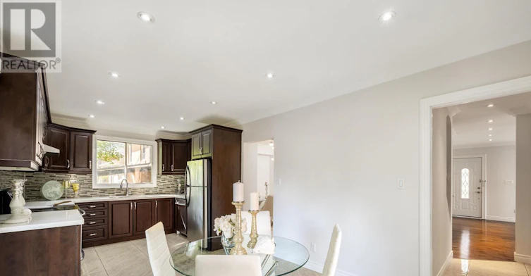 471 Cummer Avenue, Toronto, ON, M2M 2G4 - 9
