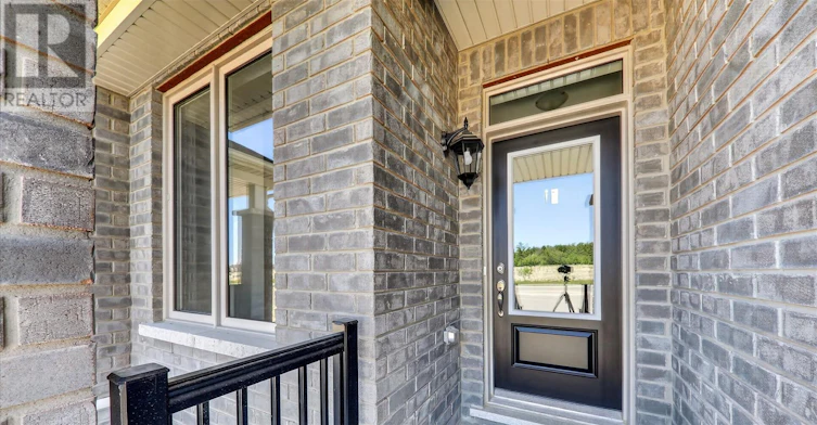 2936 Whites Road, Pickering, ON, L1X 0R5 - 3