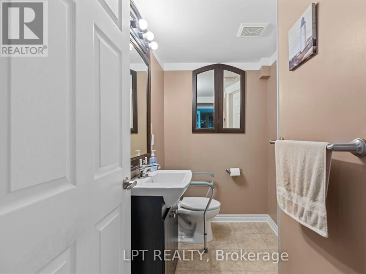 33810 Darryl Court, Bluewater, ON, N0M 2T0 - 15