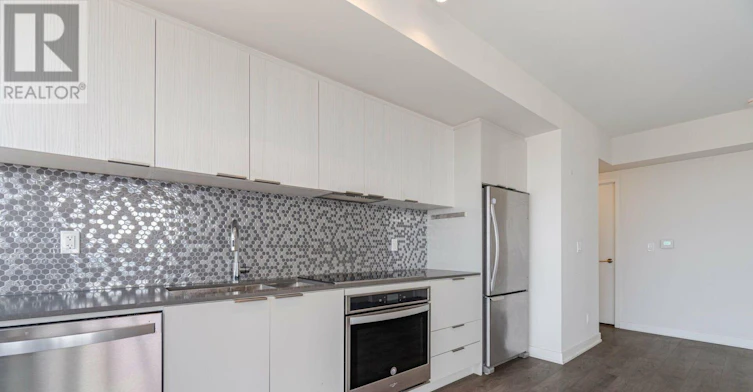 1710-2 Sonic Way, Toronto, ON, M3C 0P2 - 8