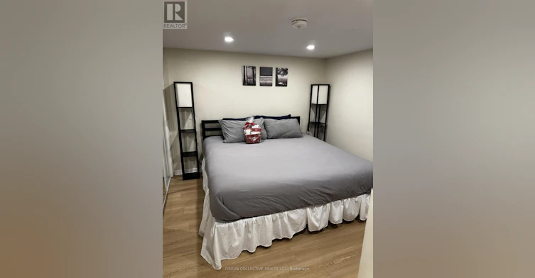 BASEMENT 2-280 Thirtieth Street, Toronto, ON, M8W 3E3 - 6