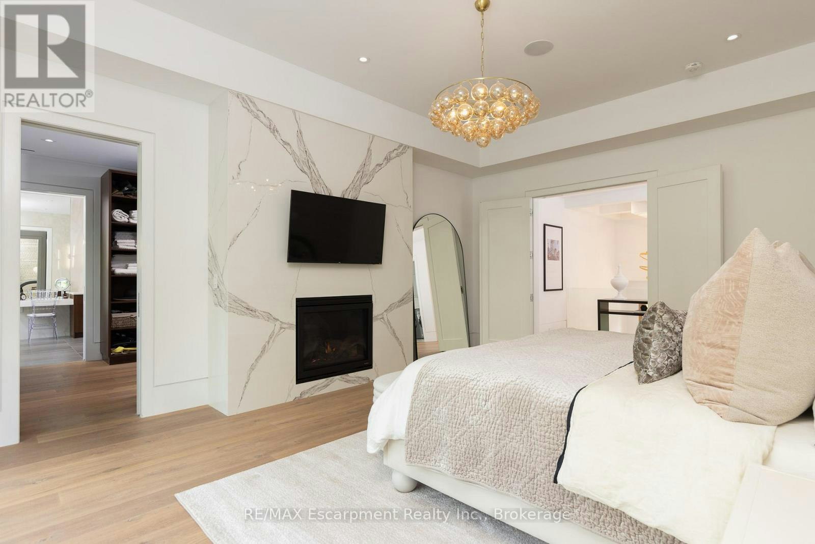 129 Wolfdale Avenue, Oakville, ON, L6L 4R9 - 20