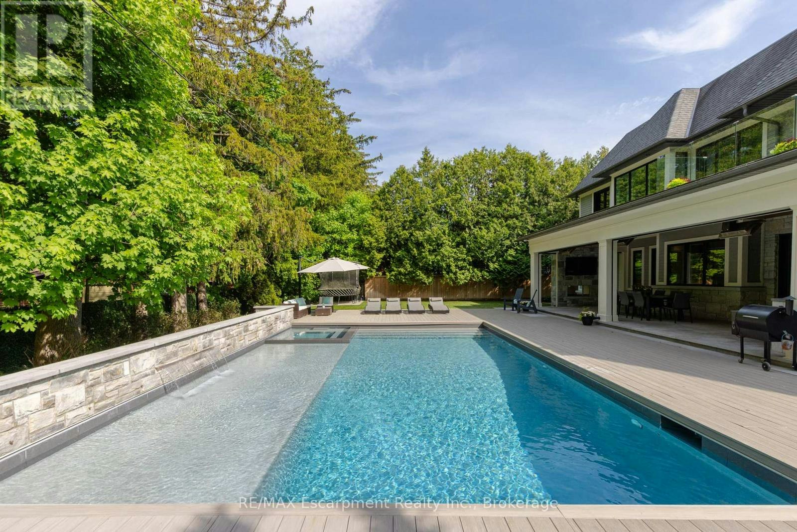 129 Wolfdale Avenue, Oakville, ON, L6L 4R9 - 40