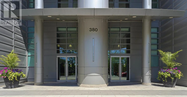 324-380 Macpherson Avenue, Toronto, ON, M4V 3E3 - 3