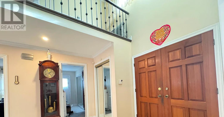 33 Northolt Crescent, Markham, ON, L3R 6P6 - 2