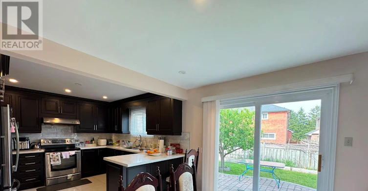 33 Northolt Crescent, Markham, ON, L3R 6P6 - 10