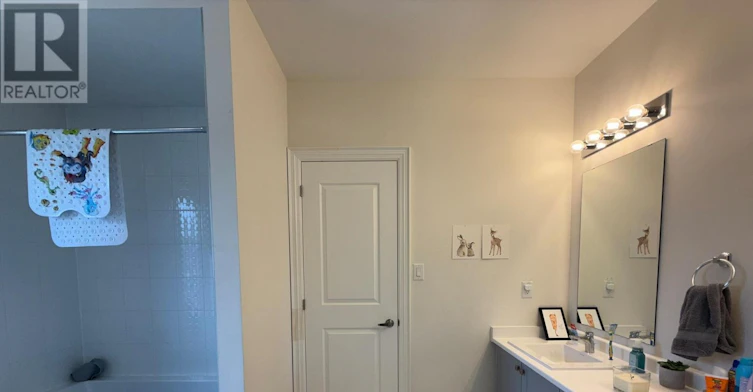 93 Silk Twist Drive, East Gwillimbury, ON, L9N 0W4 - 12