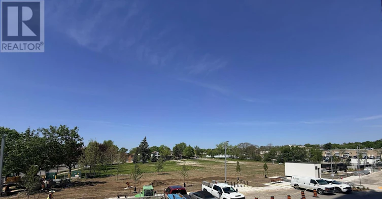 204 A-705 Davis Drive, Newmarket, ON, L3Y 0J1 - 26