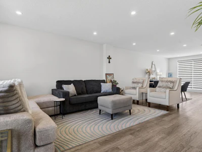 16-9250 156 Avenue NW - 5