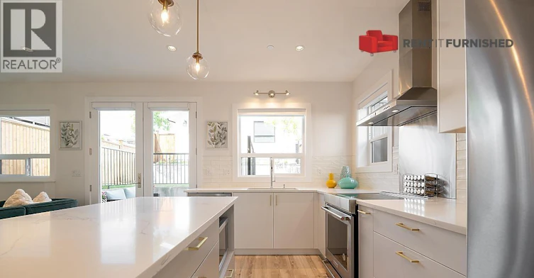 3143 E 8th Avenue, Vancouver, BC, V5M 1X5 - 5