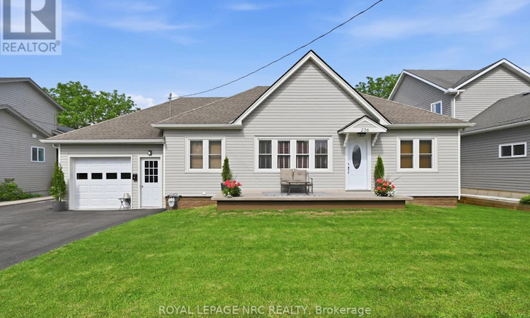 236 Deere Street