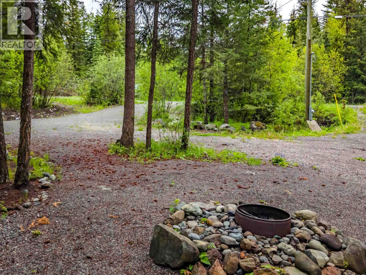 7587 Womack Road, Deka Lake, BC, V0K 1X3