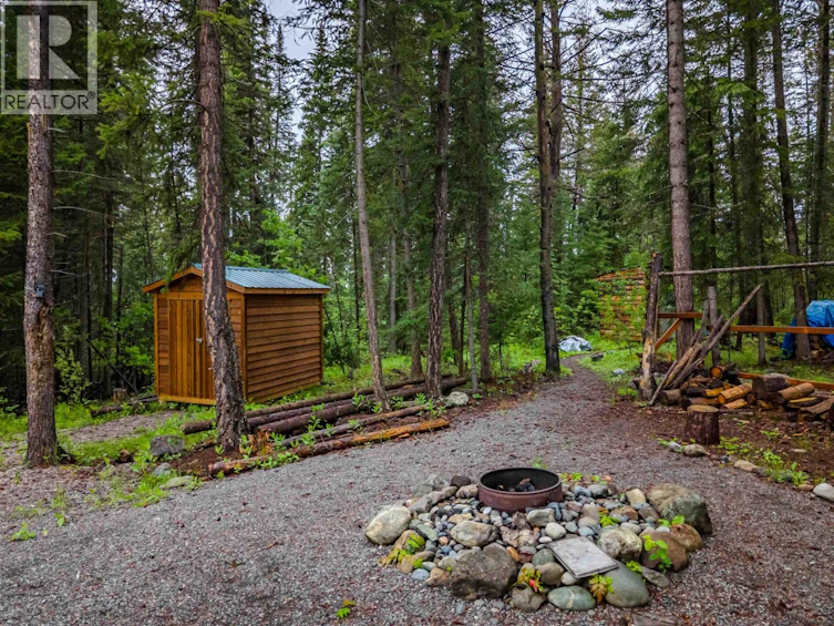 7587 Womack Road, Deka Lake, BC, V0K 1X3 - 26