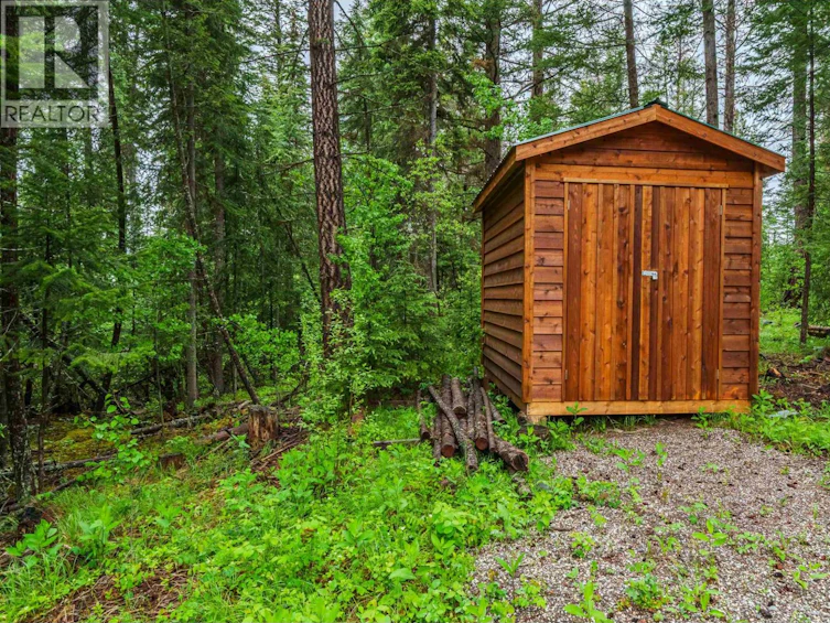 7587 Womack Road, Deka Lake, BC, V0K 1X3 - 16