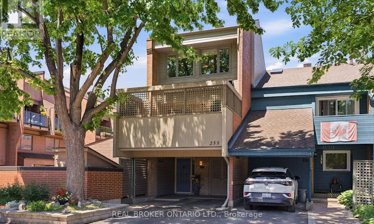 255 Bruyere Street