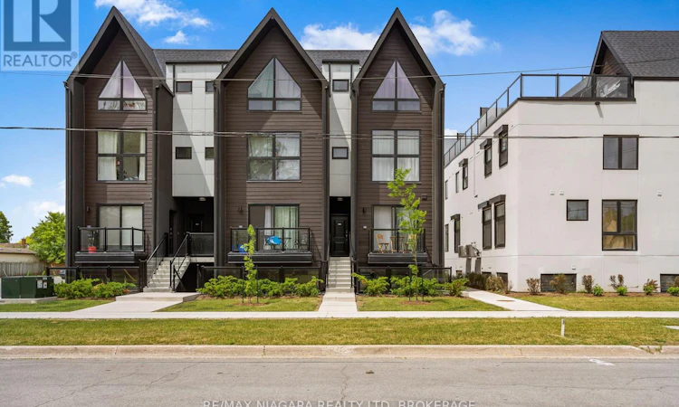 209-7277 Wilson Crescent