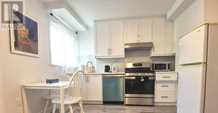 1-256 Homewood Avenue, Toronto, ON, M2R 2N3